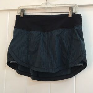 Who in black Lululemon scort